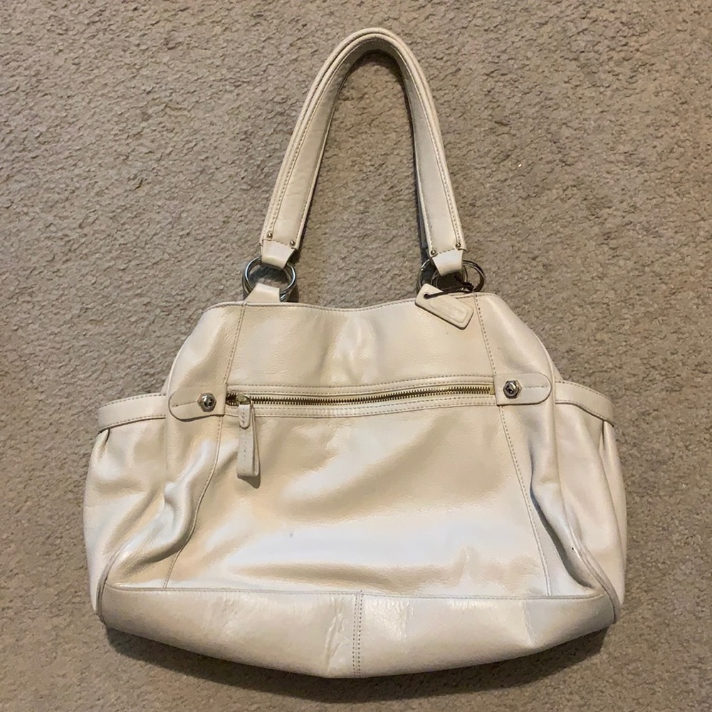 Liz Claiborne Shoulder Bag